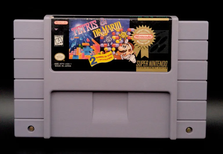 A photo of the game: Tetris & Dr. Mario